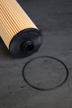 Фильтр масляный Q-Filter QO600203